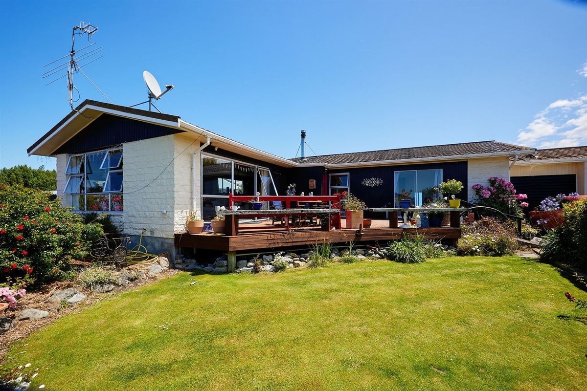11 Whitby Place, Kaikoura - Carousel 38