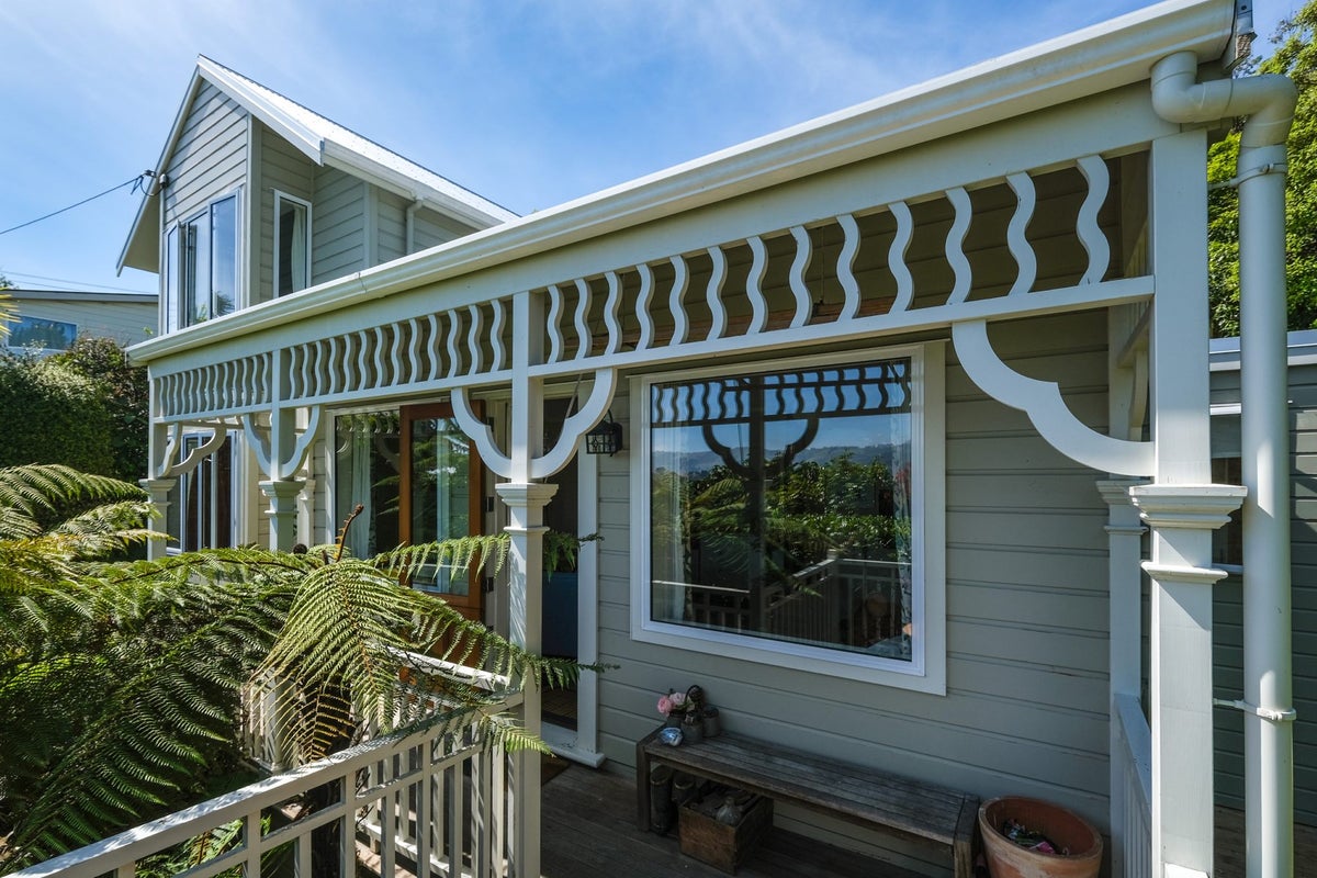 14 Moerangi Street, Broad Bay, Dunedin - Carousel 1