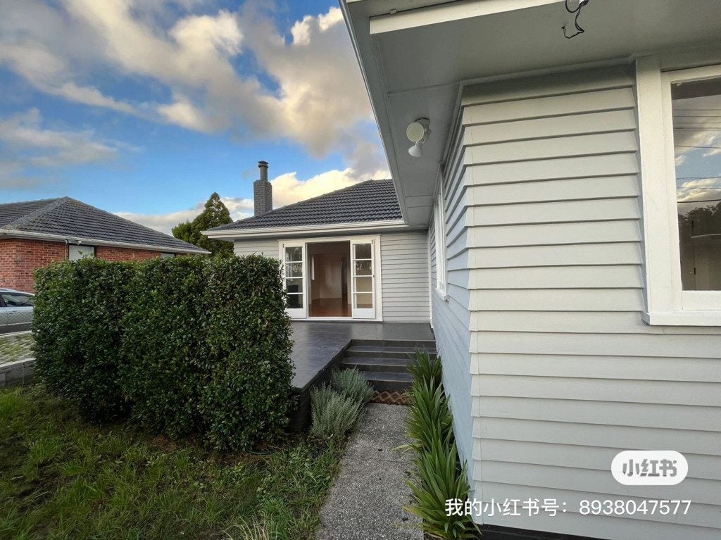 71 Archibald Road, Kelston, Auckland - Carousel 2