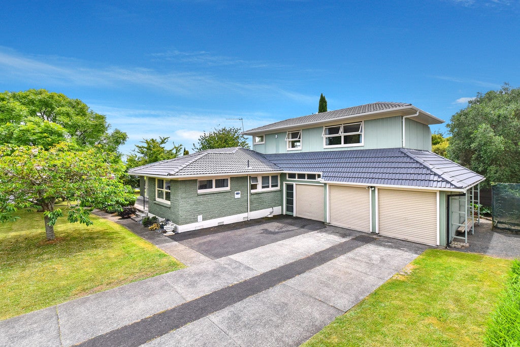 2 Ross Place, Opaheke, Papakura - Carousel 1