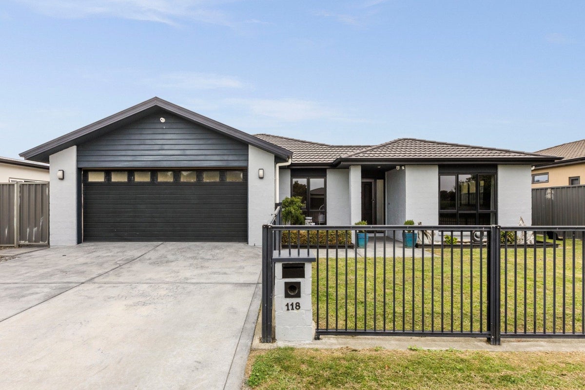 118 Squire Drive, Awatoto, Napier - Carousel 1