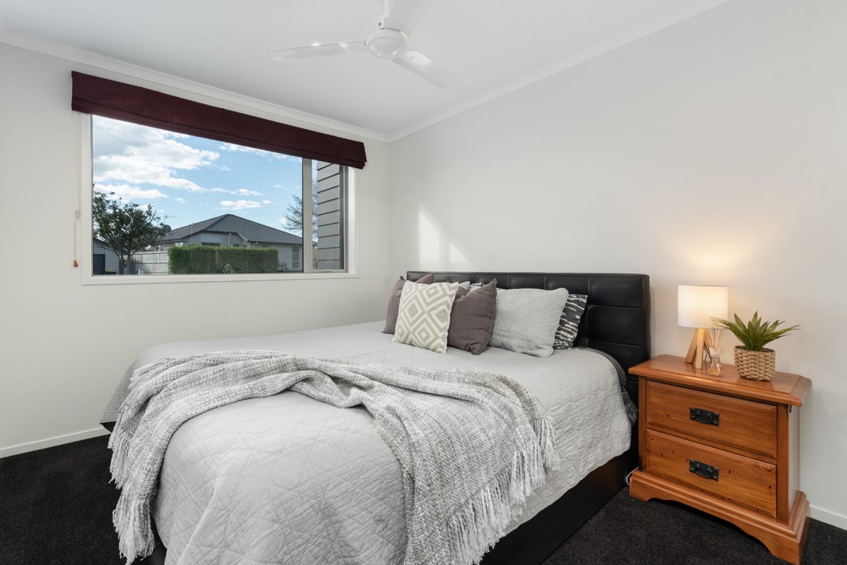65 Landing Drive, Pyes Pa, Tauranga - Carousel 10
