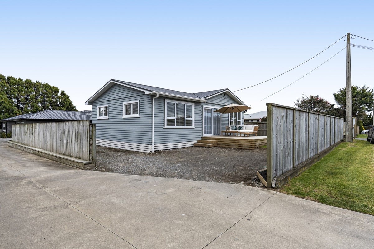 44 Egmont Road, Bell Block, New Plymouth, Taranaki - Carousel 24
