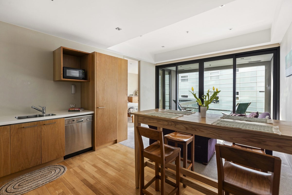 211/22 Herd Street, Te Aro, Wellington - Carousel 2