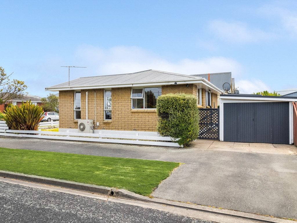 23 Freyberg Street, Saint Kilda, Dunedin - Carousel 1