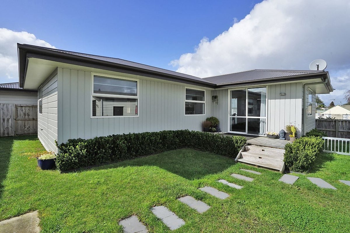 41A Springfield Crescent, Enderley, Hamilton - Carousel 1