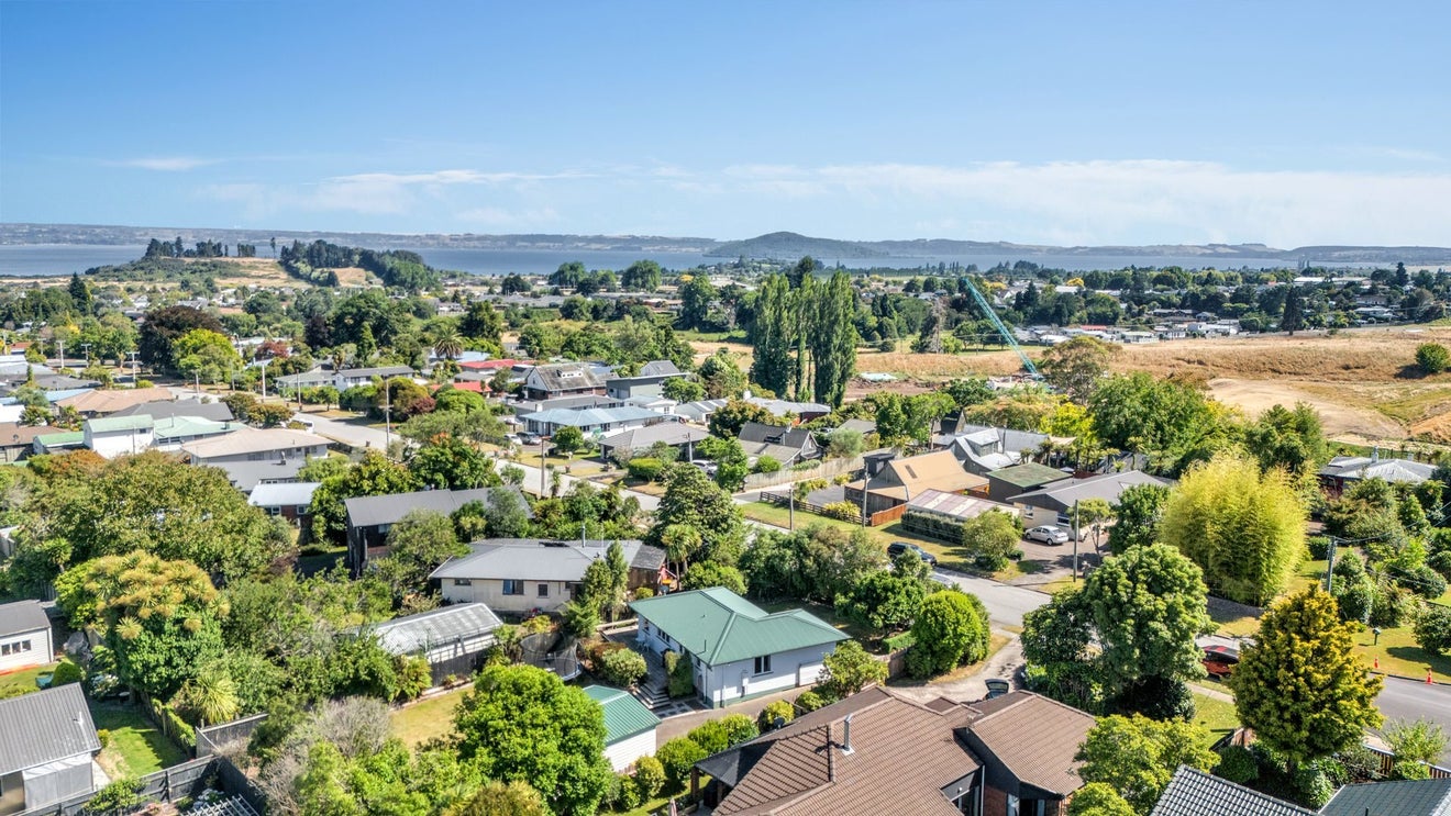 29 McKenzie Road, Owhata, Rotorua - Carousel 19