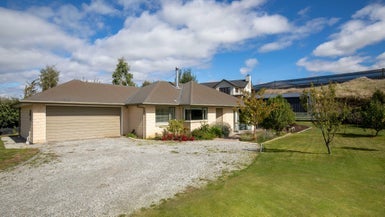 17 Missy Crescent, Mount Pisa, Cromwell - Carousel 1