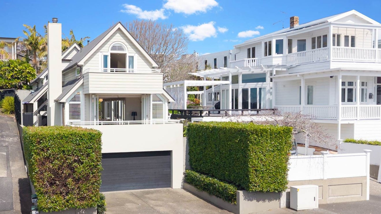 30 London Street, Saint Marys Bay, Auckland - Carousel 1