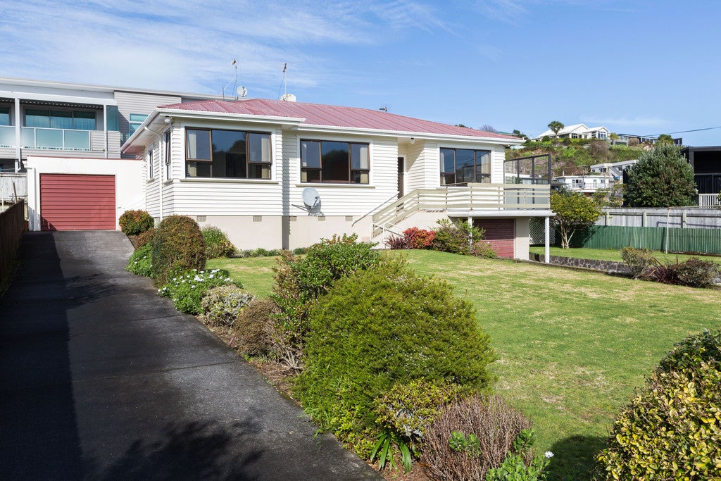 7 Moulton Street, Moturoa, New Plymouth - Carousel 26