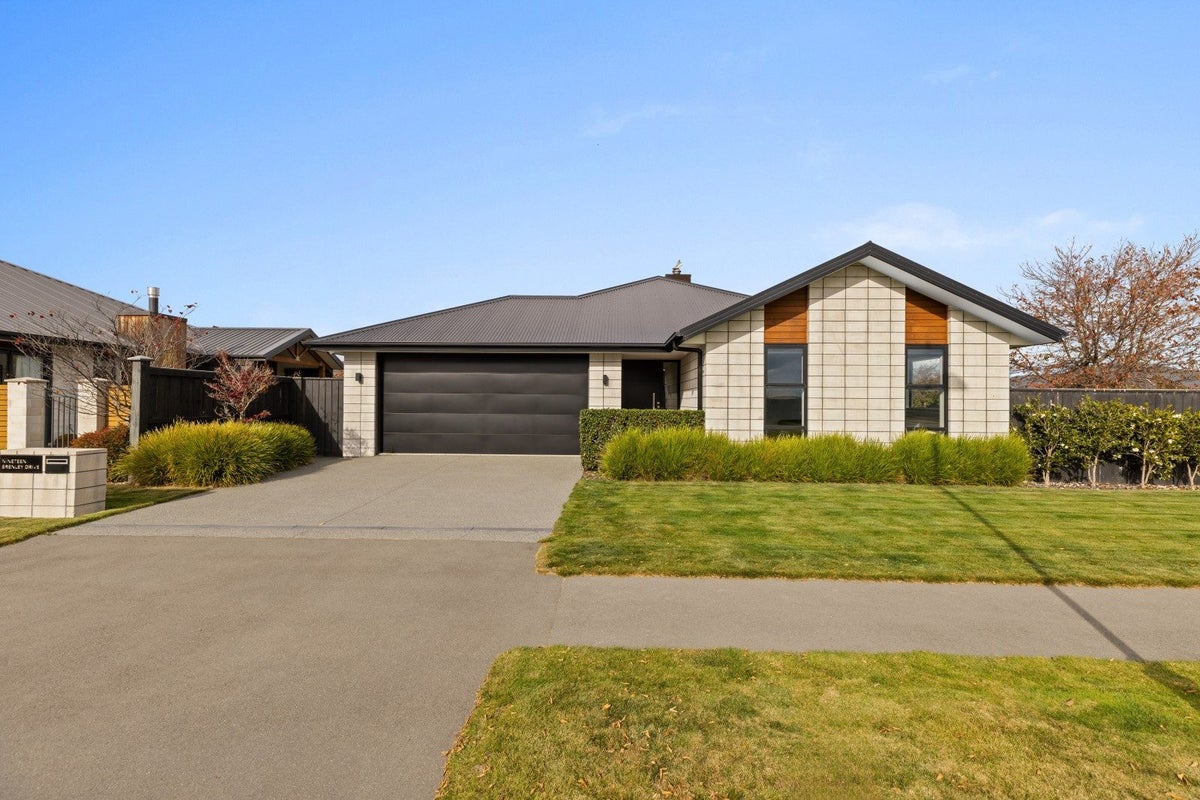 19 Brenley Drive, Rolleston, Rolleston - Carousel 1