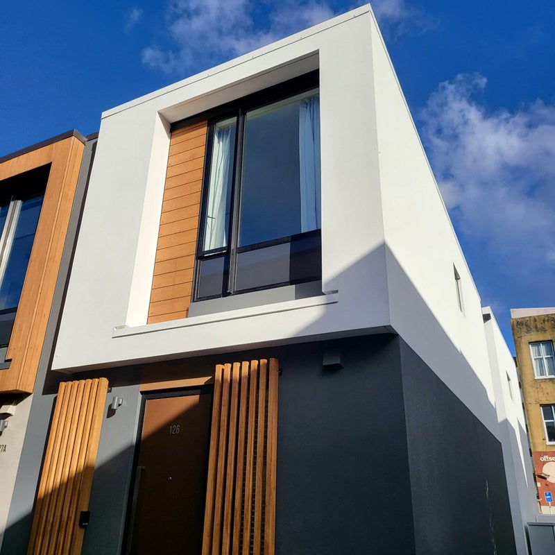 126/11D Jessie Street, Te Aro, Wellington - Carousel 1