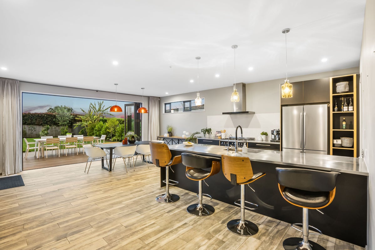6 Roxy Terrace, Glendowie, Auckland - Carousel 2
