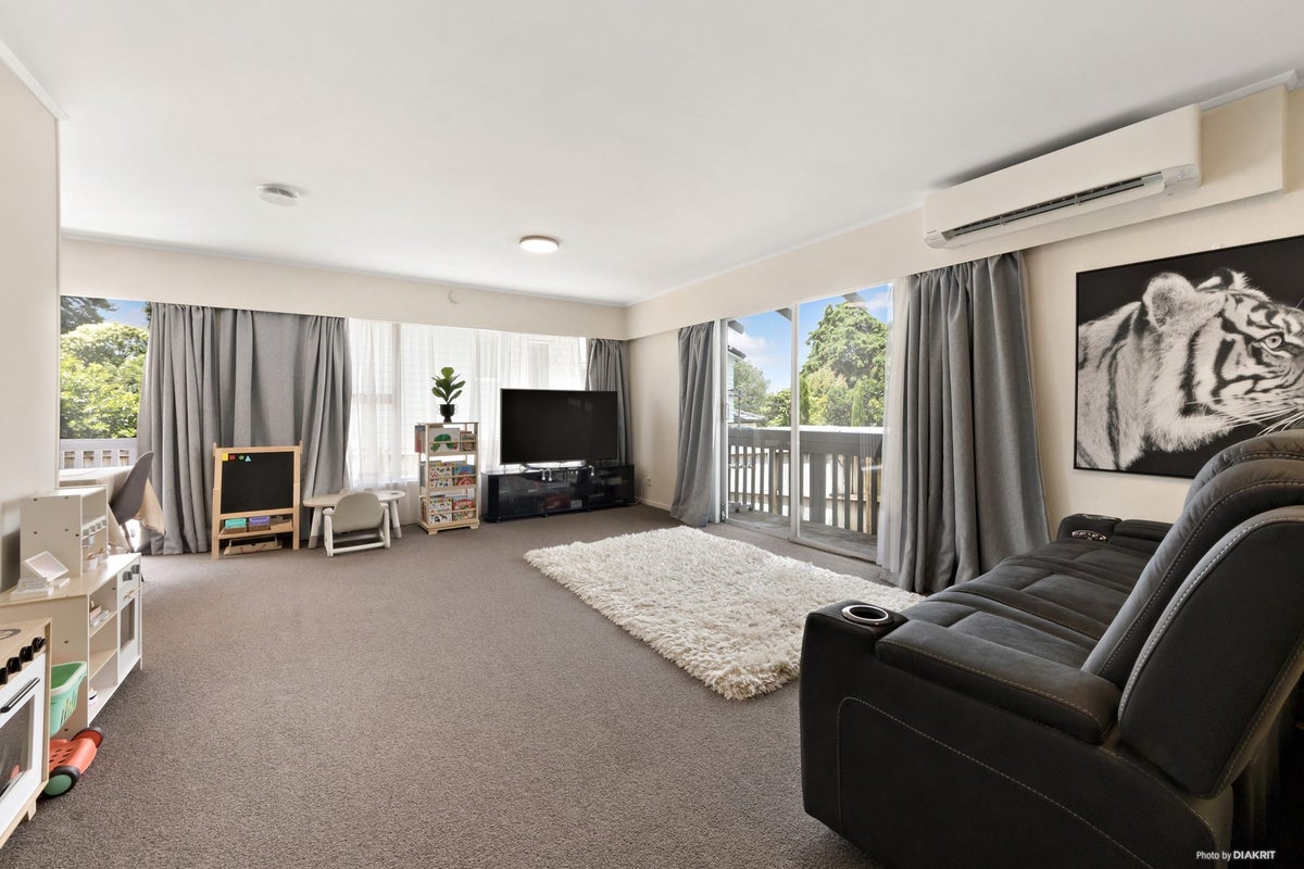7 Spence Road, Henderson, Auckland - Carousel 2