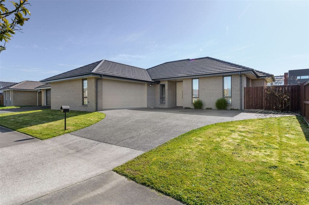 16 Chalgrove Road, Huntington, Hamilton - Carousel 1