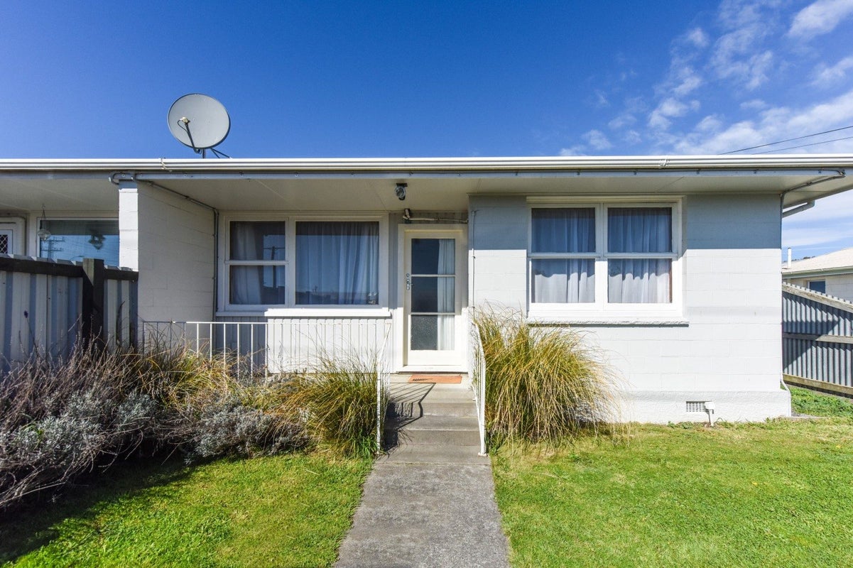 21B Parker Street, Mayfield, Blenheim - Carousel 1