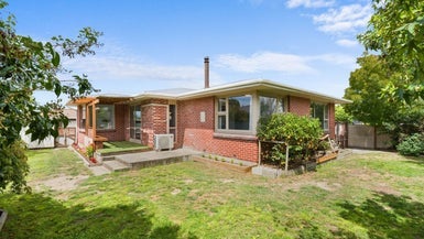 26 Boston Avenue, Hornby, Christchurch - Carousel 1