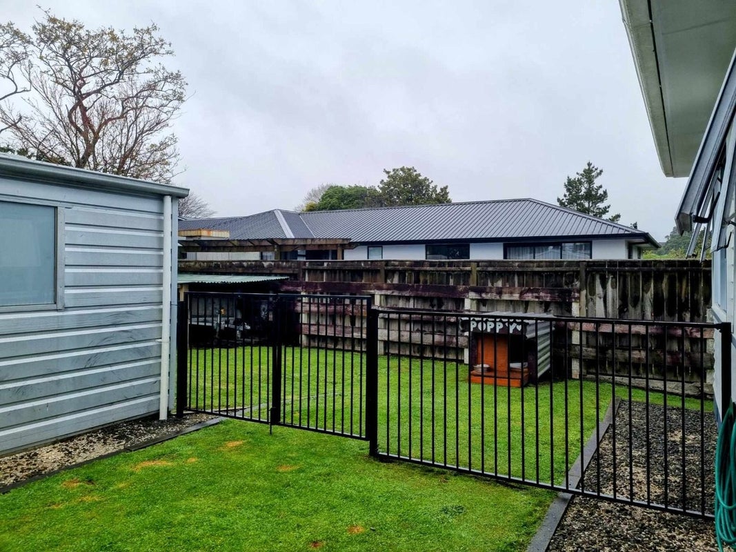 136A Seaview Road, Westown, New Plymouth - Carousel 2