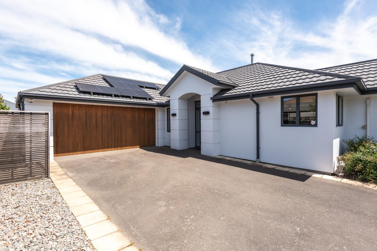 12 Pepperwood Place, Shirley, Christchurch - Carousel 2