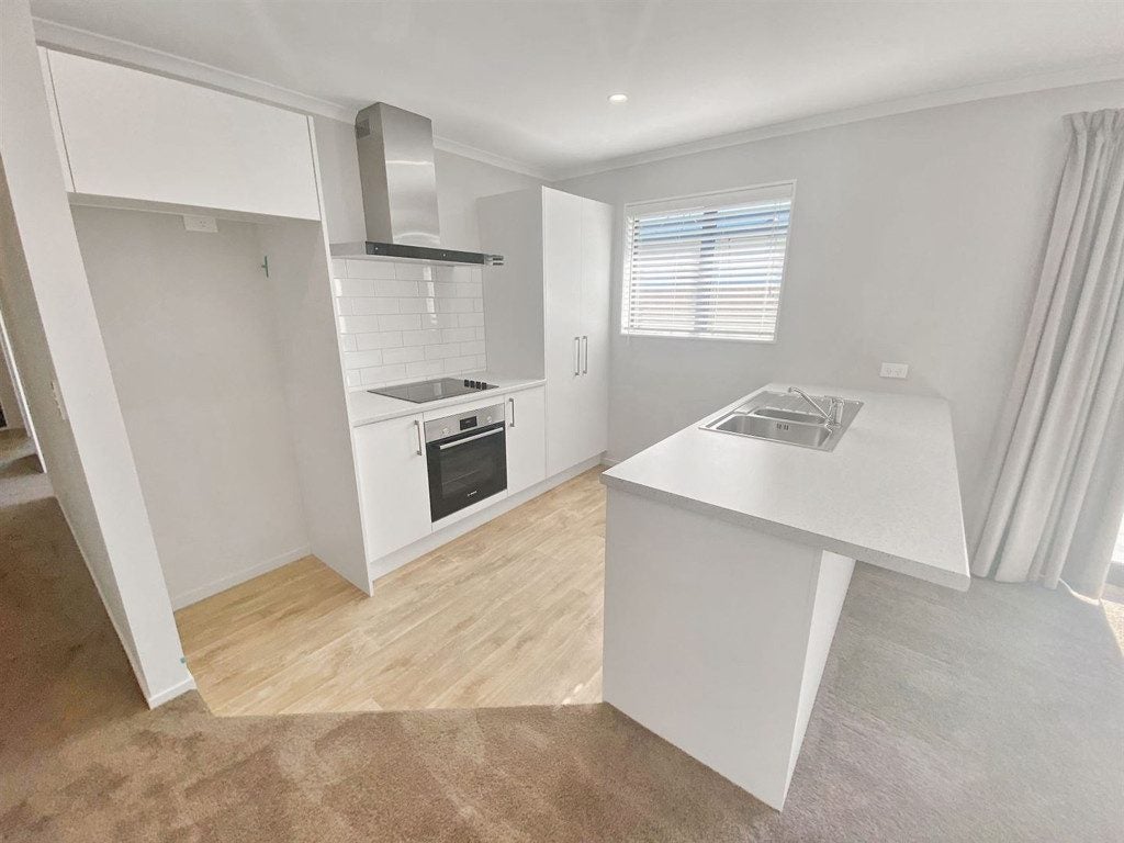 14 Lotus Place, Wigram, Christchurch - Carousel 2