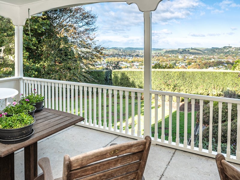 3 Acton Place, Saint Johns Hill, Whanganui - Carousel 2