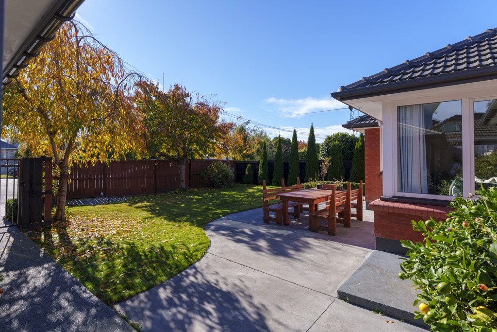 27 Beatrice Place, Avonhead, Christchurch - Carousel 2