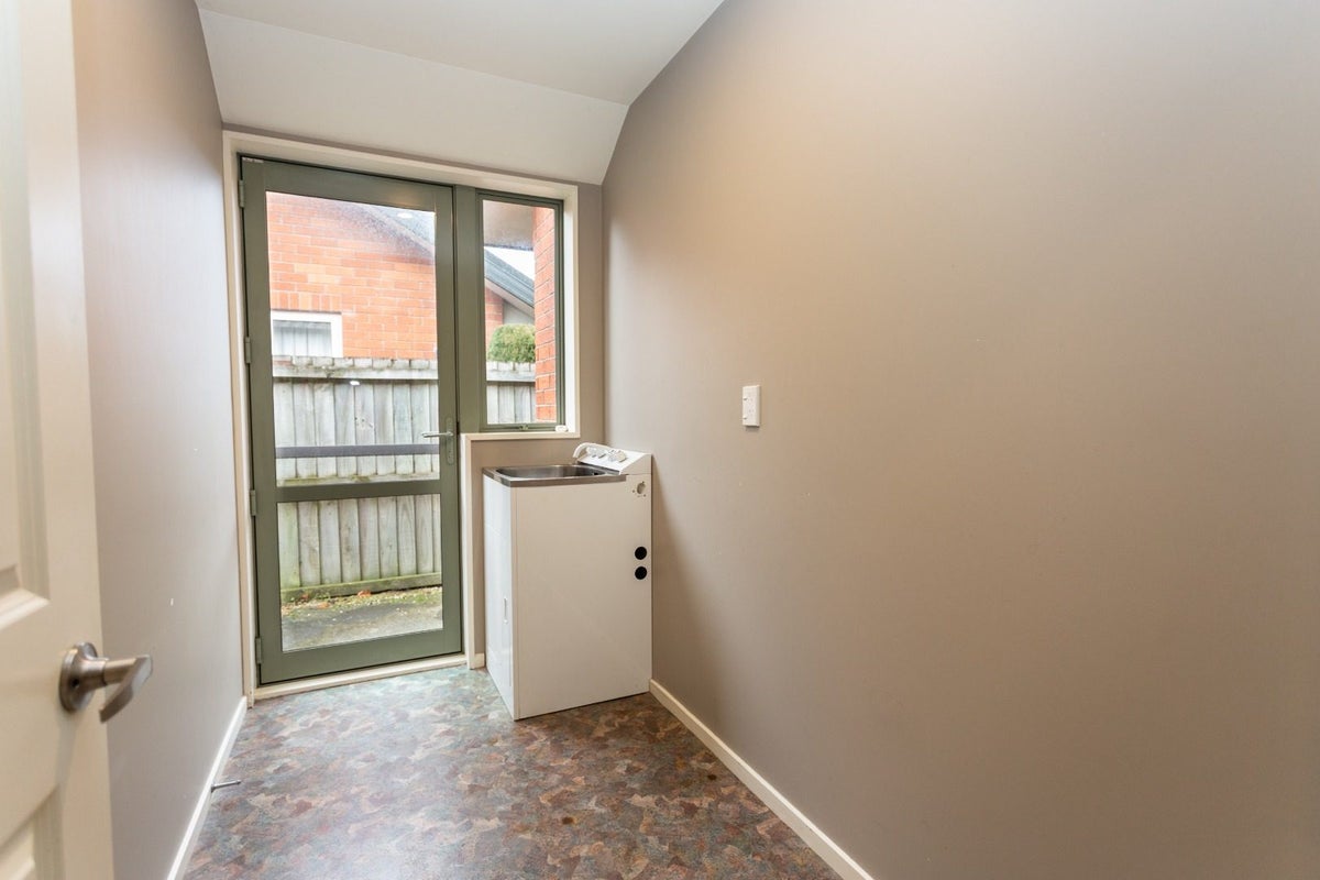 16 Coppinger Terrace, Aidanfield, Christchurch - Carousel 16