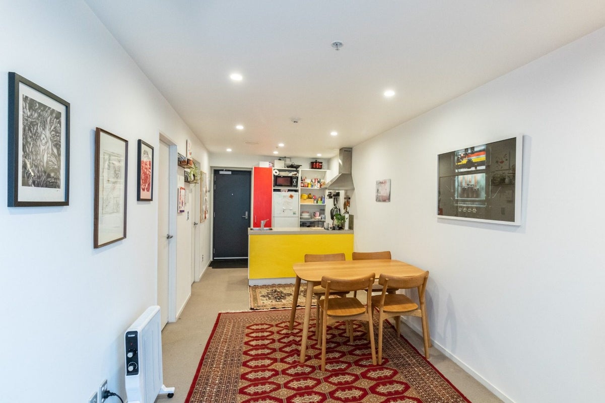 1216/74 Taranaki Street, Te Aro, Wellington - Carousel 1