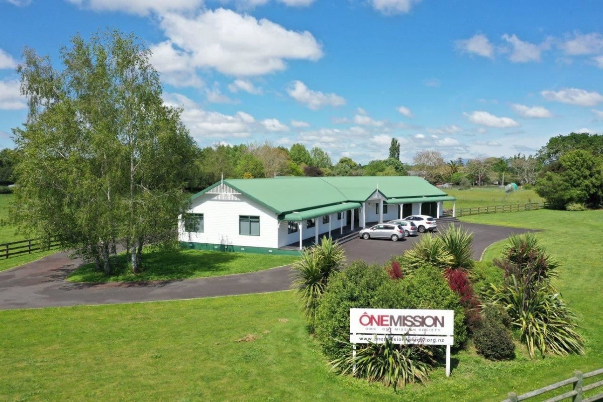 4 Lissette Road, NEWSTEAD, HAMILTON - Carousel 2
