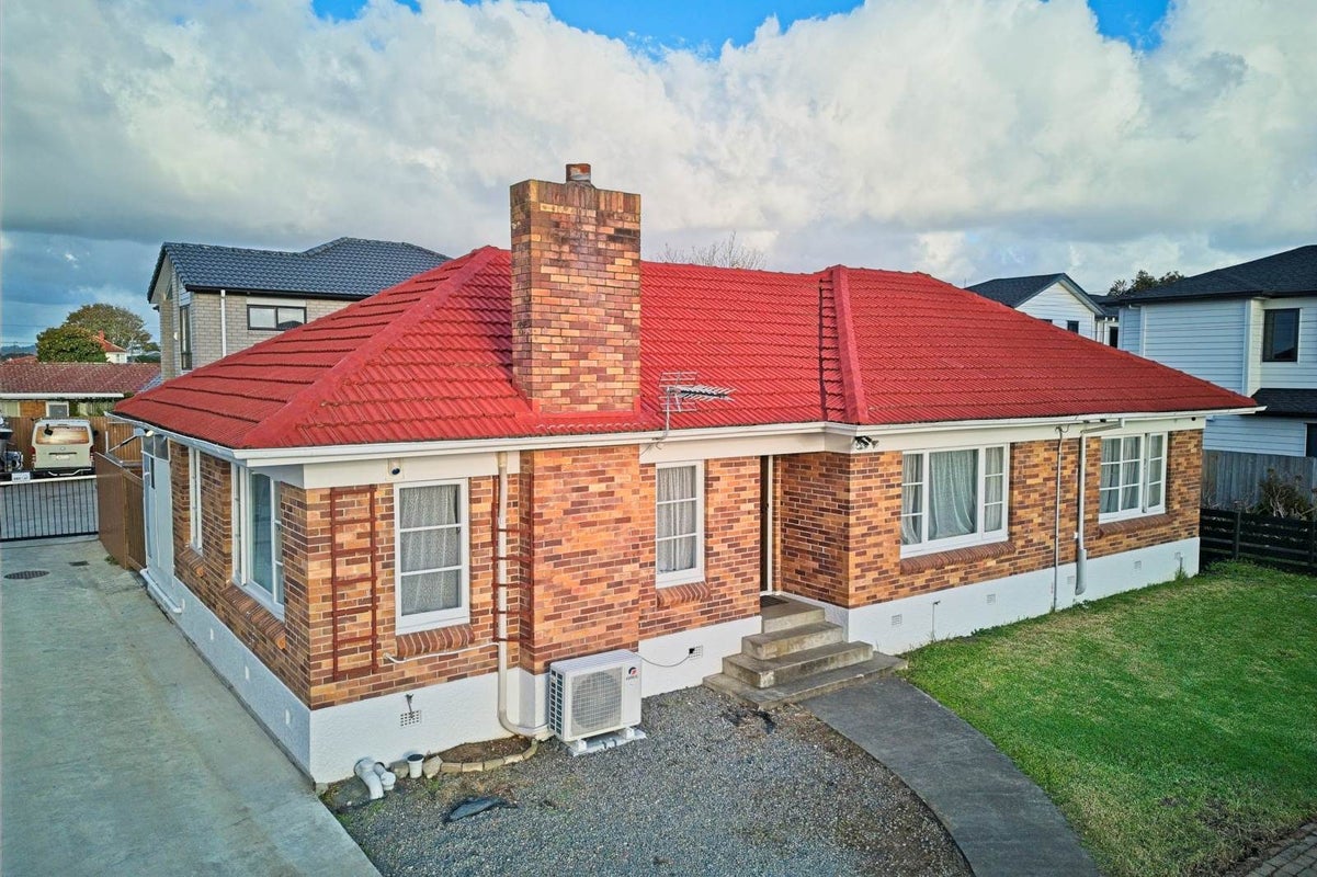 64 Wintere Road, Papatoetoe, Auckland - Carousel 2