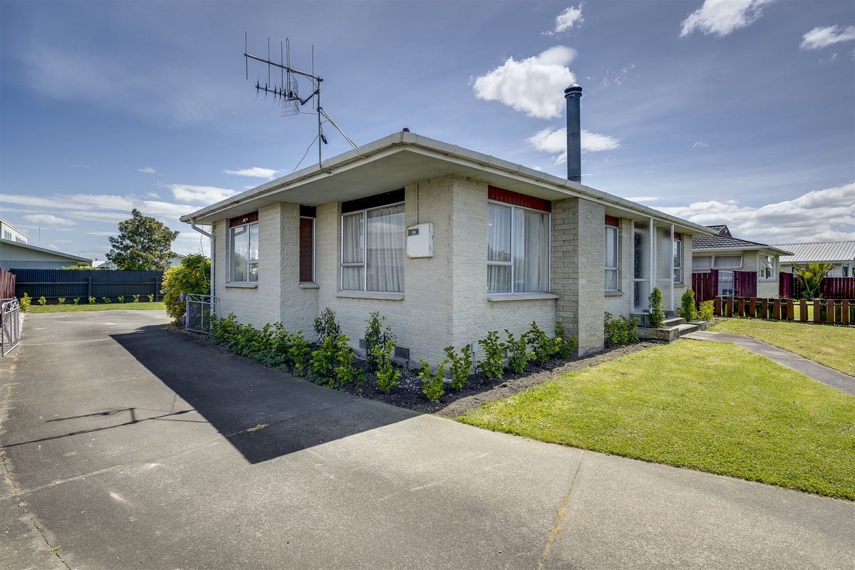 81 Riverbend Road, Onekawa, Napier - Carousel 15