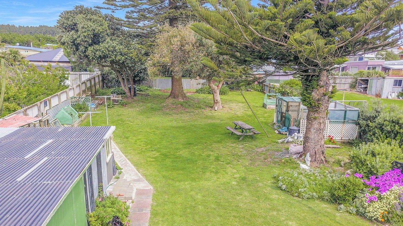 27 Koputara Road, Himatangi Beach, Foxton - Carousel 24