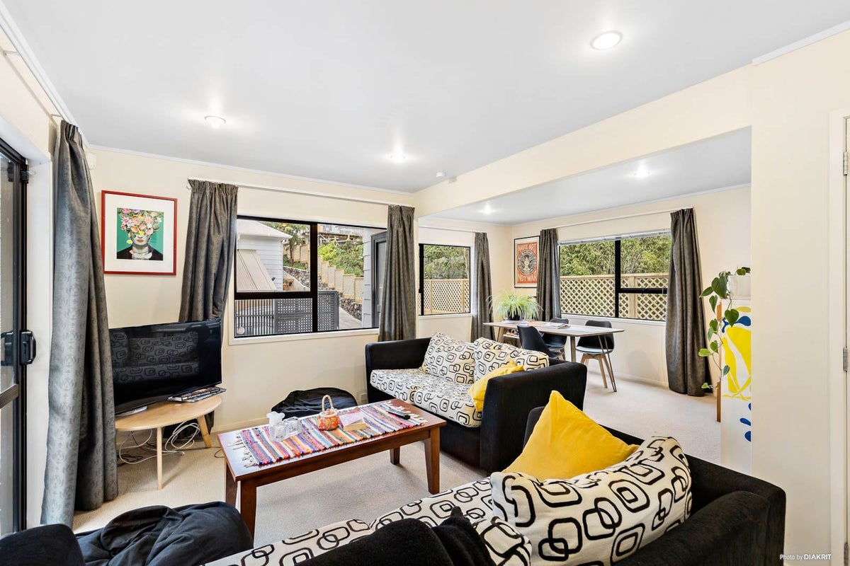 52B Aroha Avenue, Sandringham, Auckland - Carousel 2
