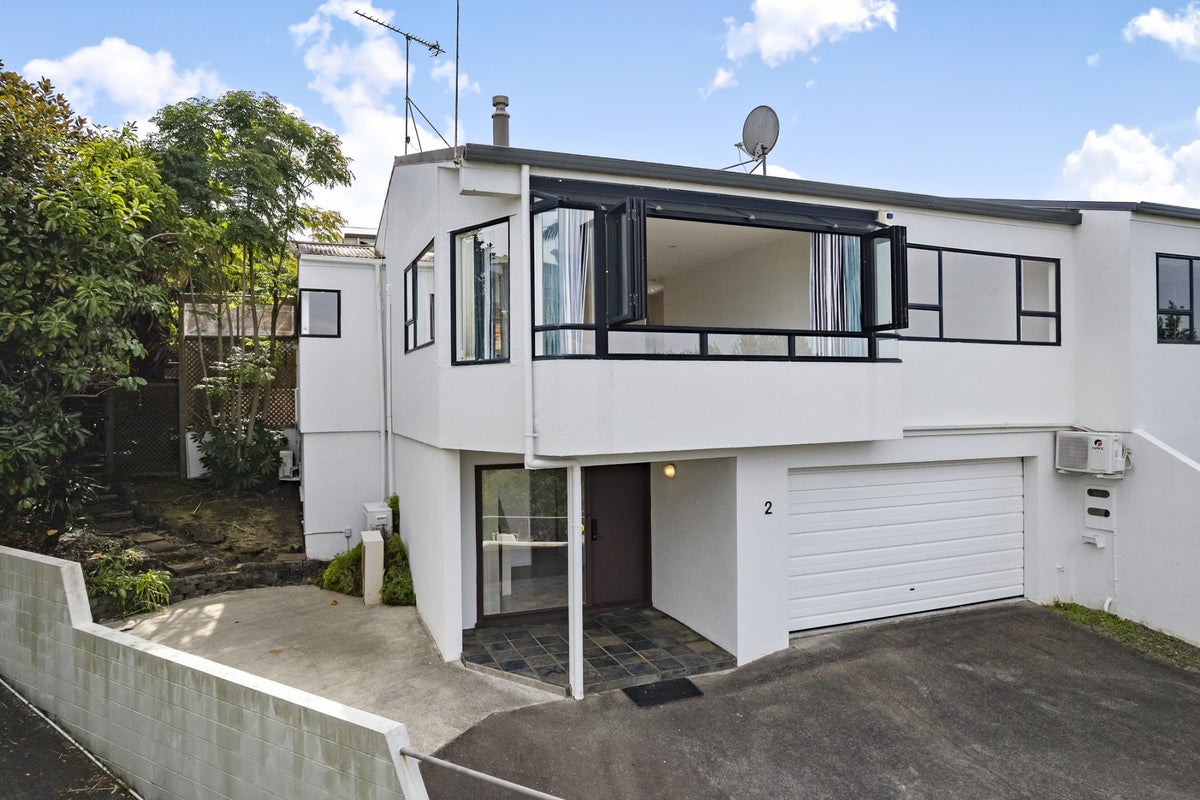2/8 City View Terrace, Birkenhead, Auckland - Carousel 1