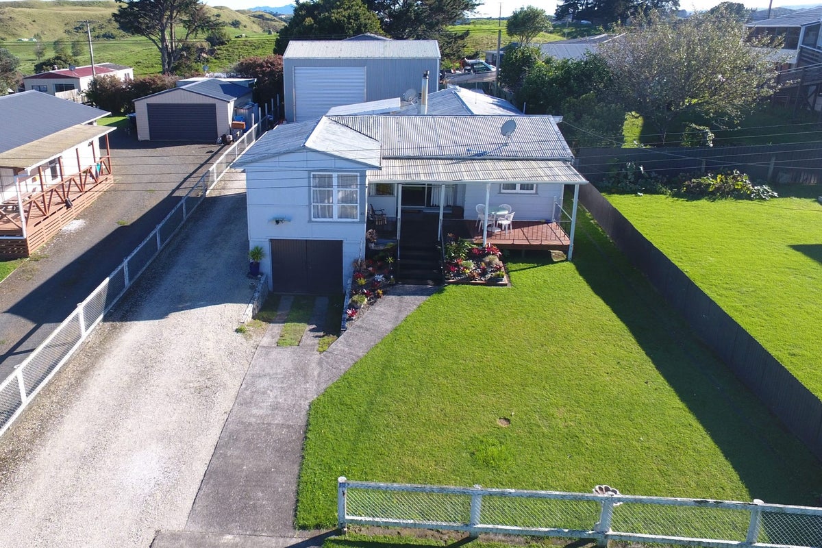 48 Davies Drive, Kawhia, Kawhia - Carousel 2