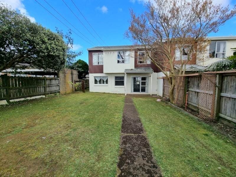 1/13 Campbell Road, One Tree Hill, Auckland - Carousel 1