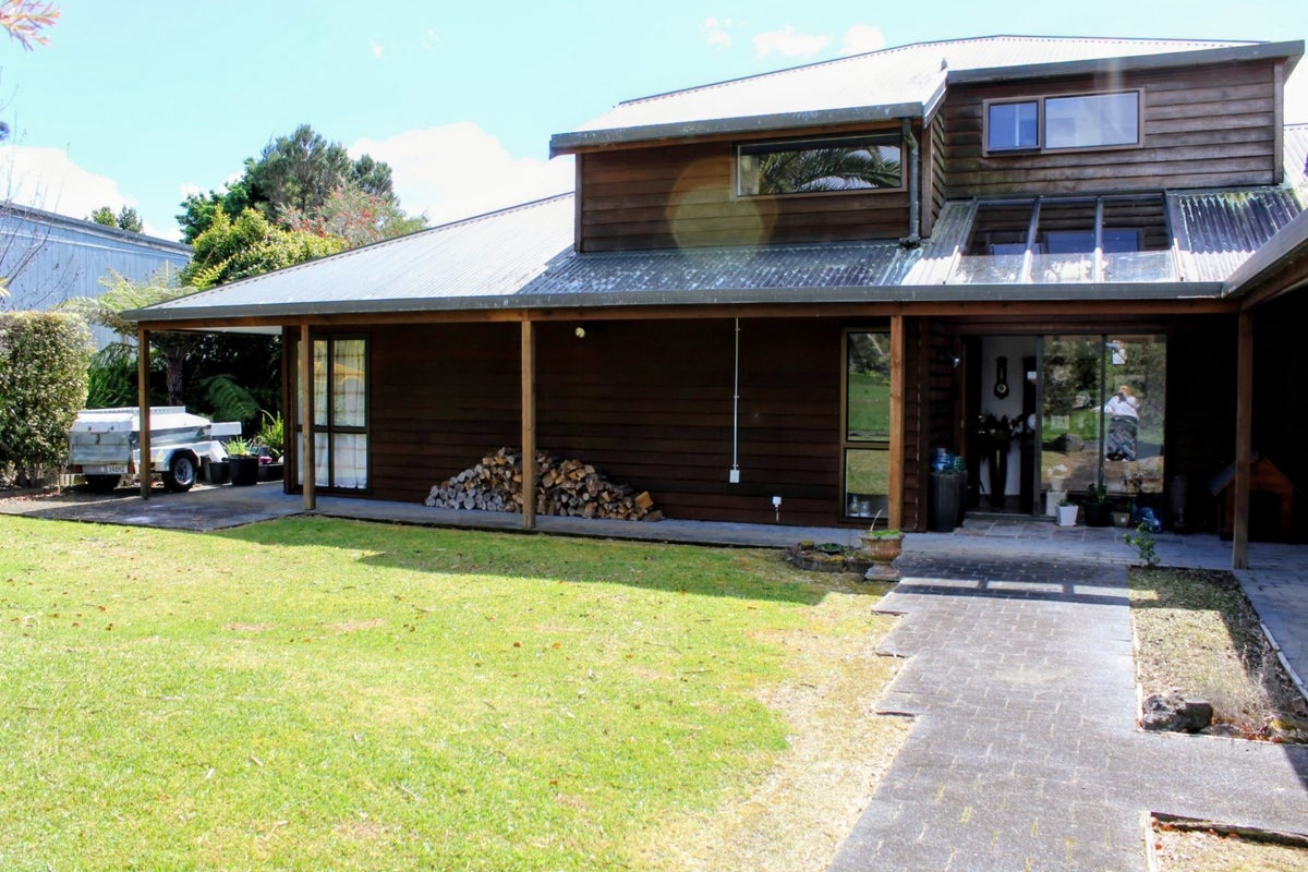 10 James Clendon Place, Okiato, Russell - Carousel 2