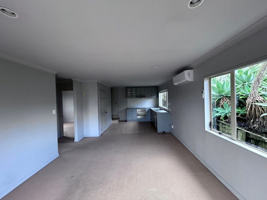 42 Ballymore Drive, Pinehill, Auckland - Carousel 9