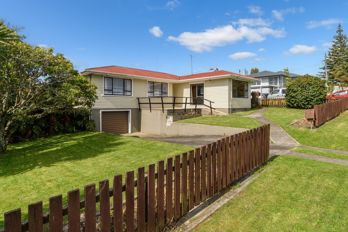 85 Pooles Road, Greerton, Tauranga - Carousel 1