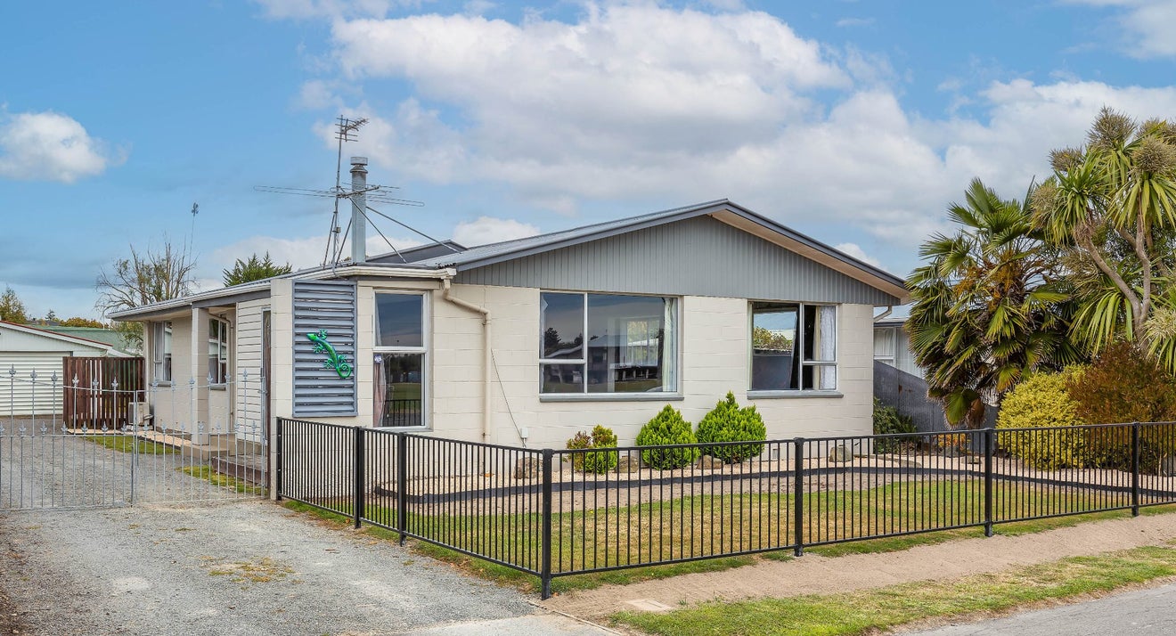 88 South Belt, Rangiora, Rangiora - Carousel 1