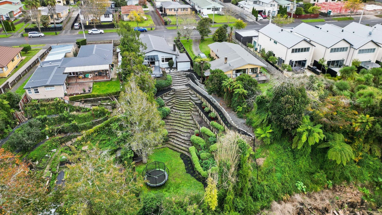 54 Herbert Road, Queenwood, Hamilton - Carousel 19