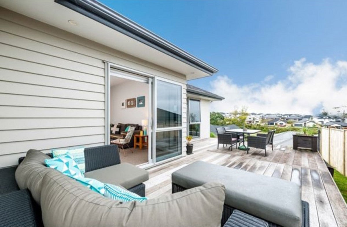 54 Madison Terrace, Silverdale, Silverdale - Carousel 1