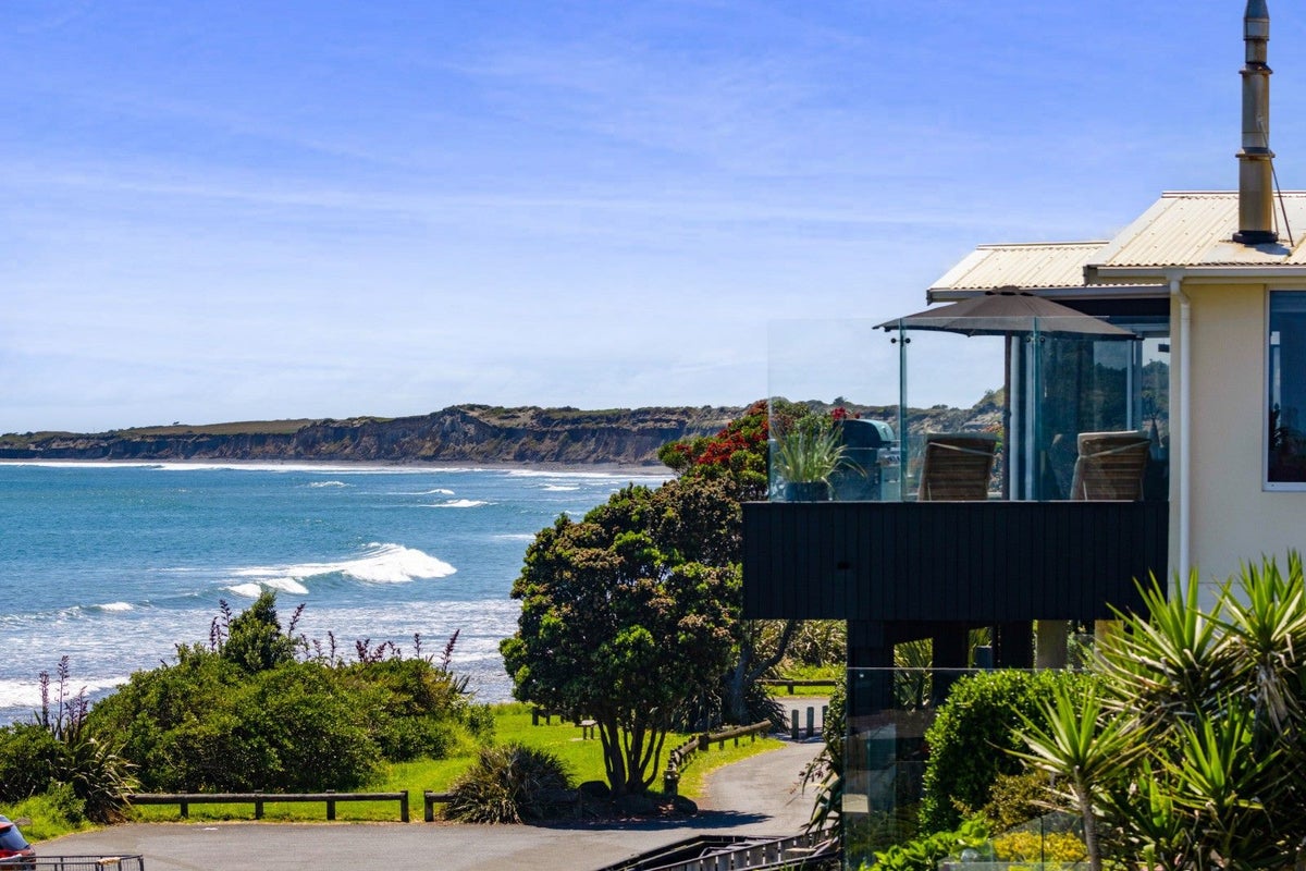 21 Wanaka Terrace, Bell Block, New Plymouth - Carousel 2