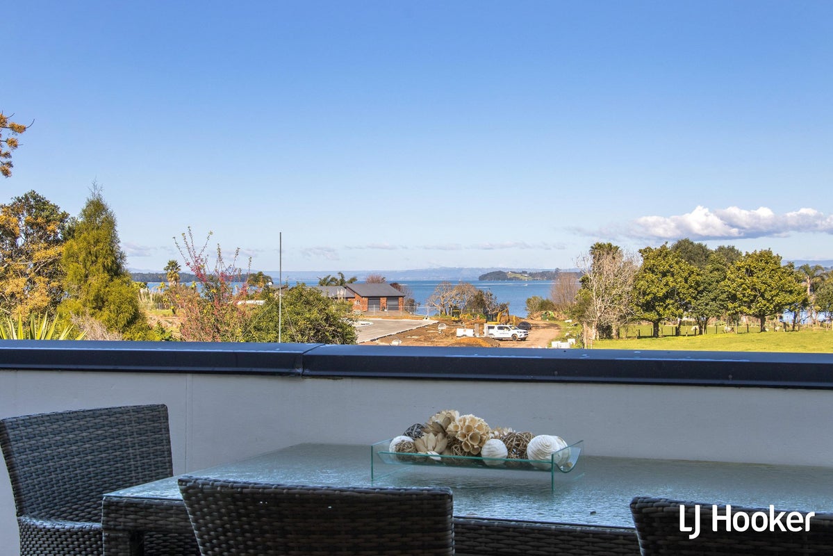 128A Athenree Road, Athenree, Katikati - Carousel 1