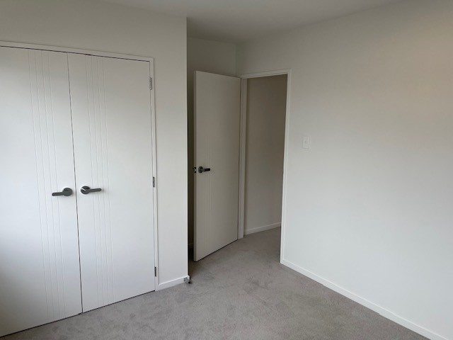 9C Holland Avenue, Point England, Auckland - Carousel 10