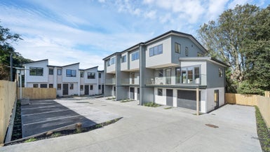 47A Torino Street, Point England, Auckland - Carousel 1