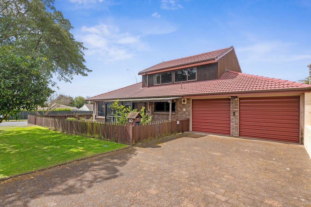 10 Kowhai Street, Glenholme, Rotorua - Carousel 1