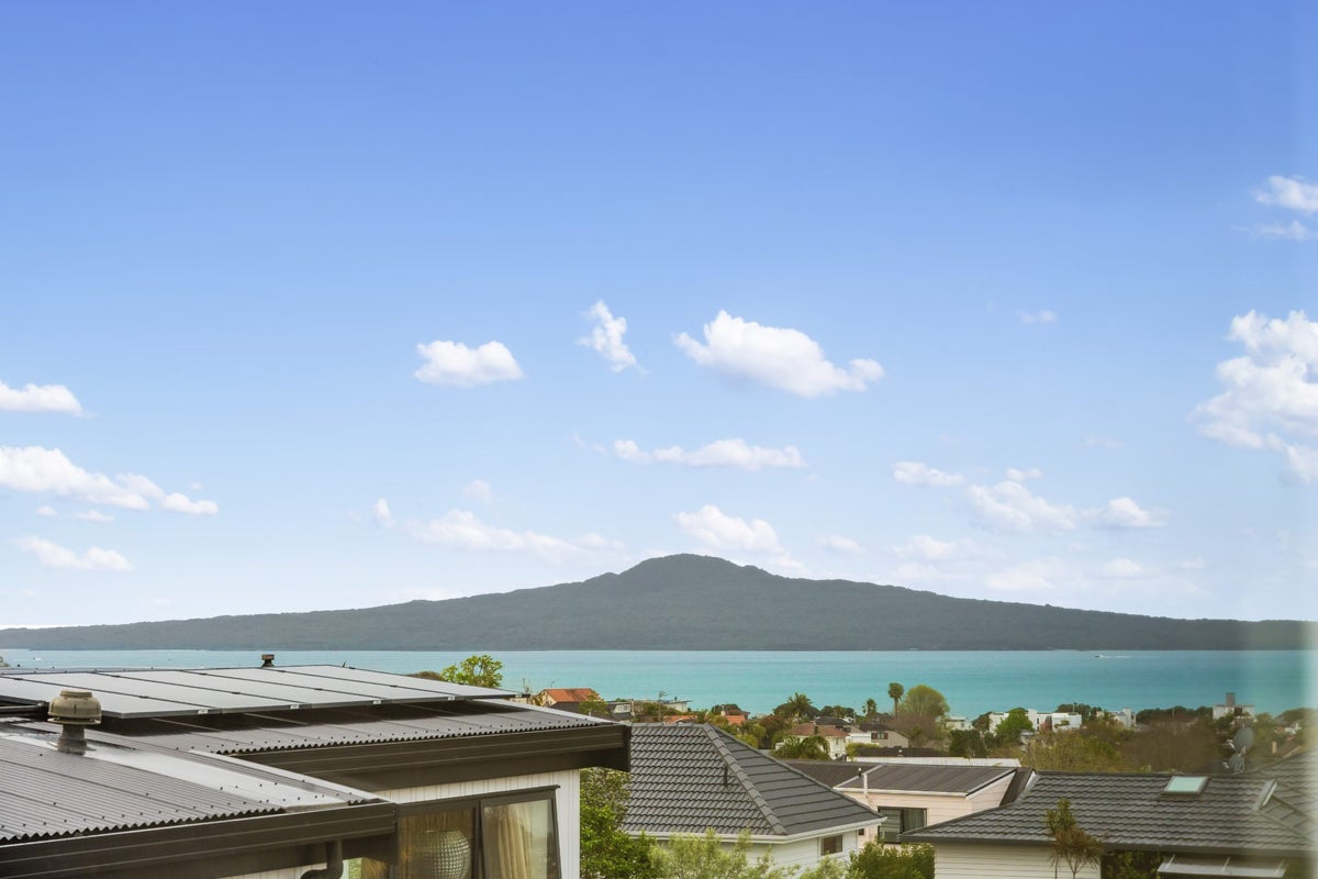 5C Godfrey Place, Kohimarama, Auckland - Carousel 2