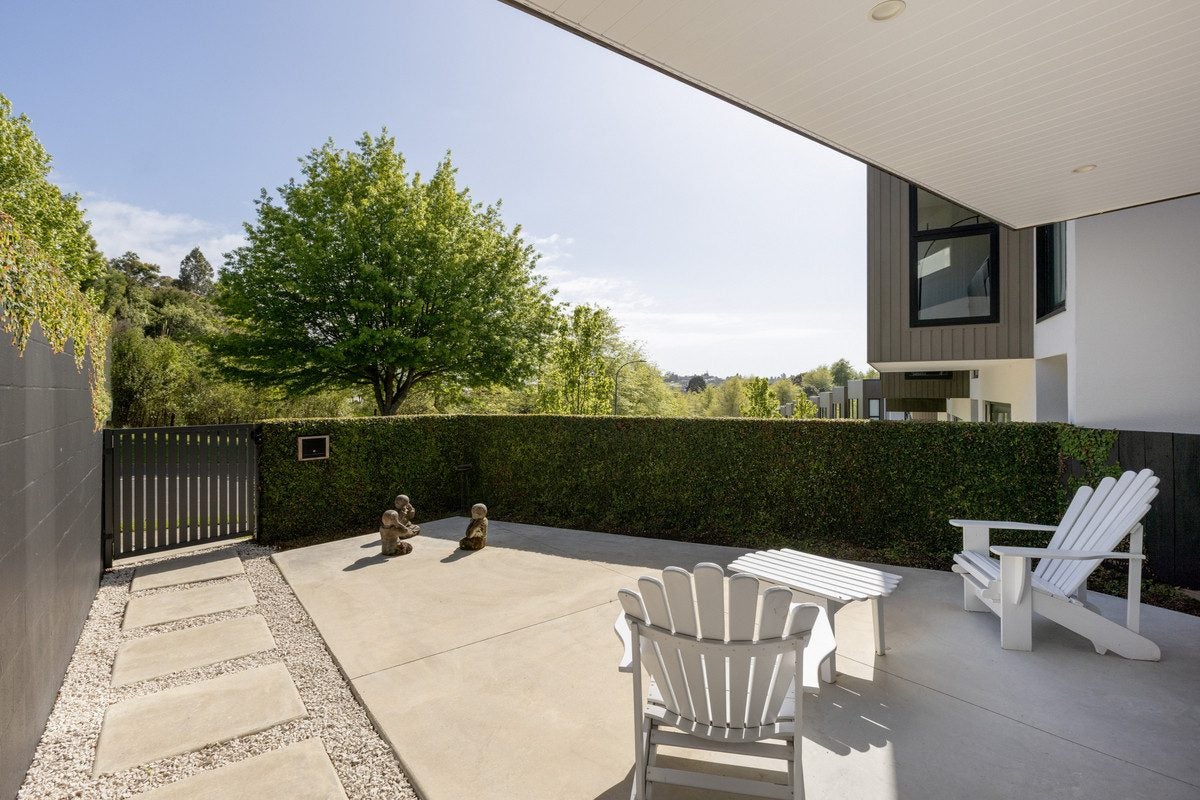 9/12 Westmorland Rise, Bethlehem, Tauranga - Carousel 2