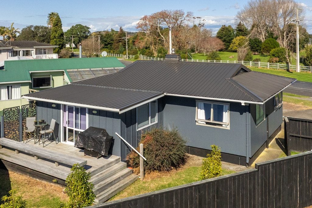 44 Athenree Road, Athenree, Katikati - Carousel 2